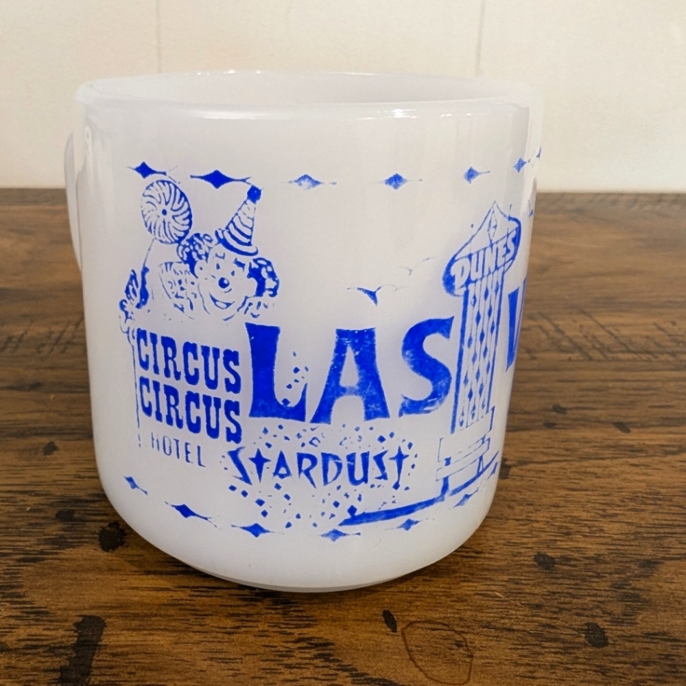 RARE Vintage Federal Milk Glass Mug Las Vegas Nevada NV Casino Center Mug Strip - Picture 2 of 10